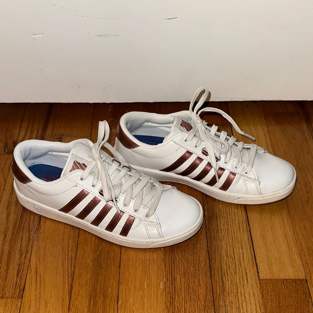 K-Swiss Hoke CMF Sneaker - White and Rose Gold Sneakers - Picture 5 of 16